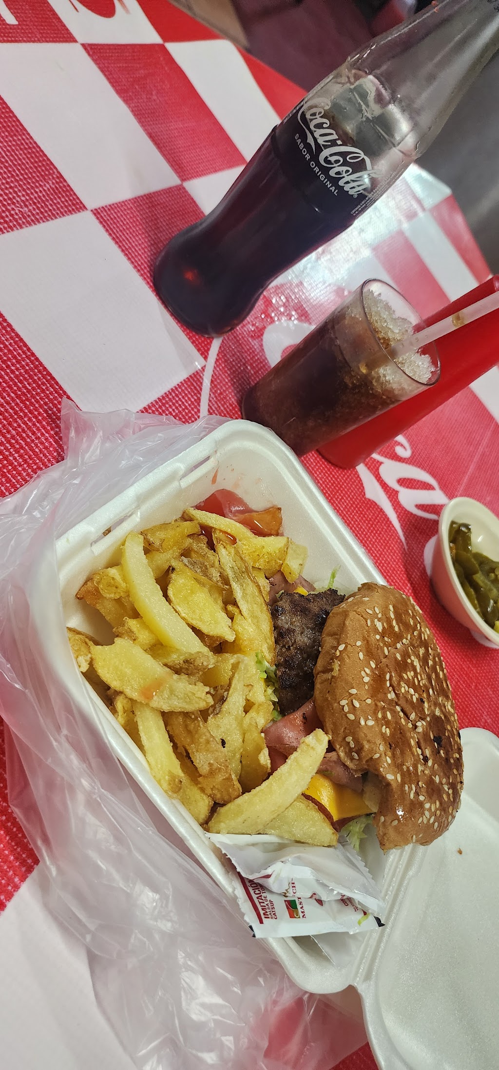 Hamburguesas Y Jugos Richard