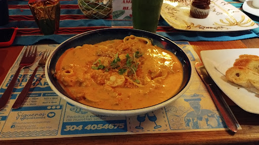 Doña Petrona del Mar, Santander, Colombia