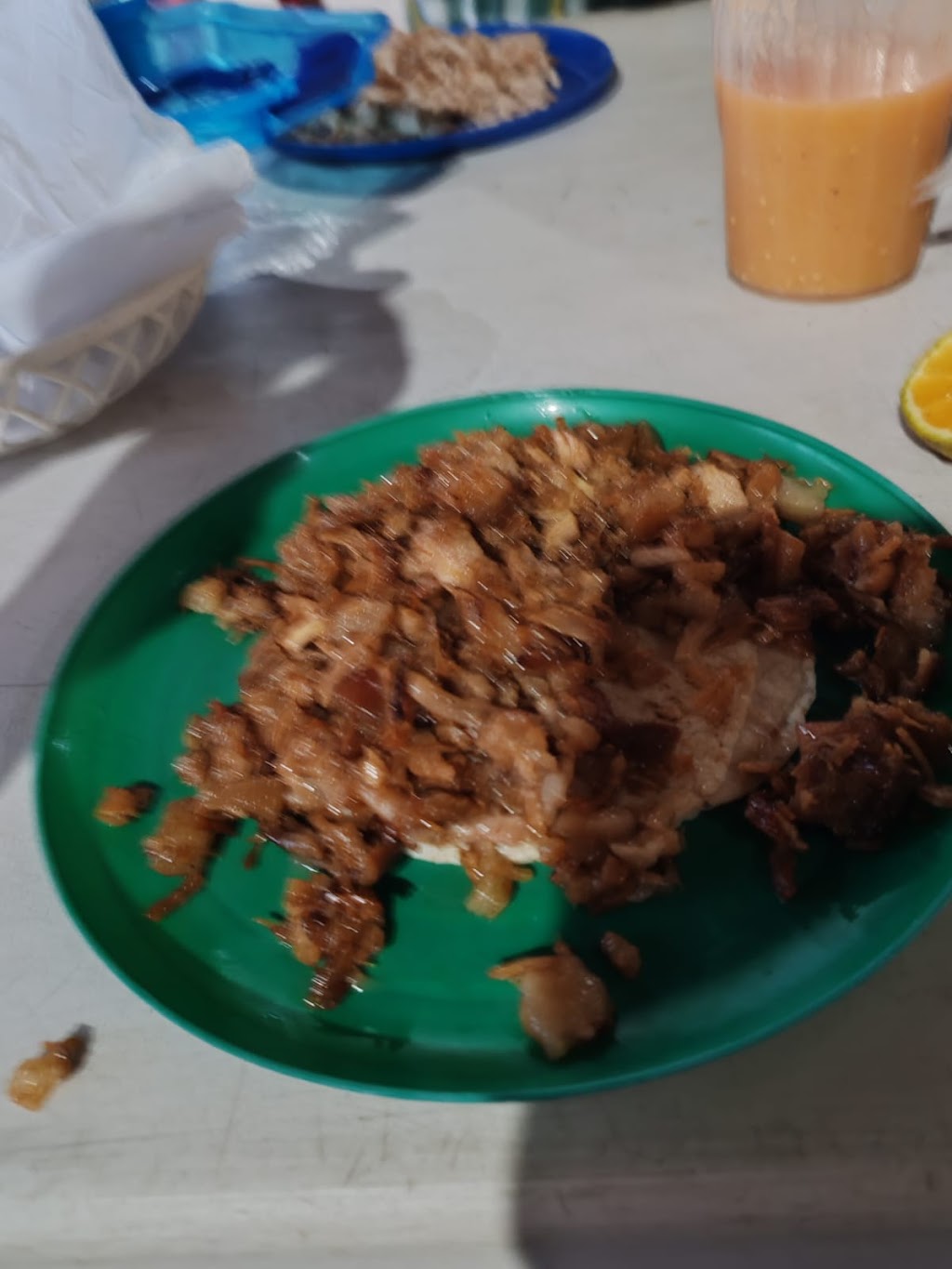 Tacos y carnitas “los chavitos”