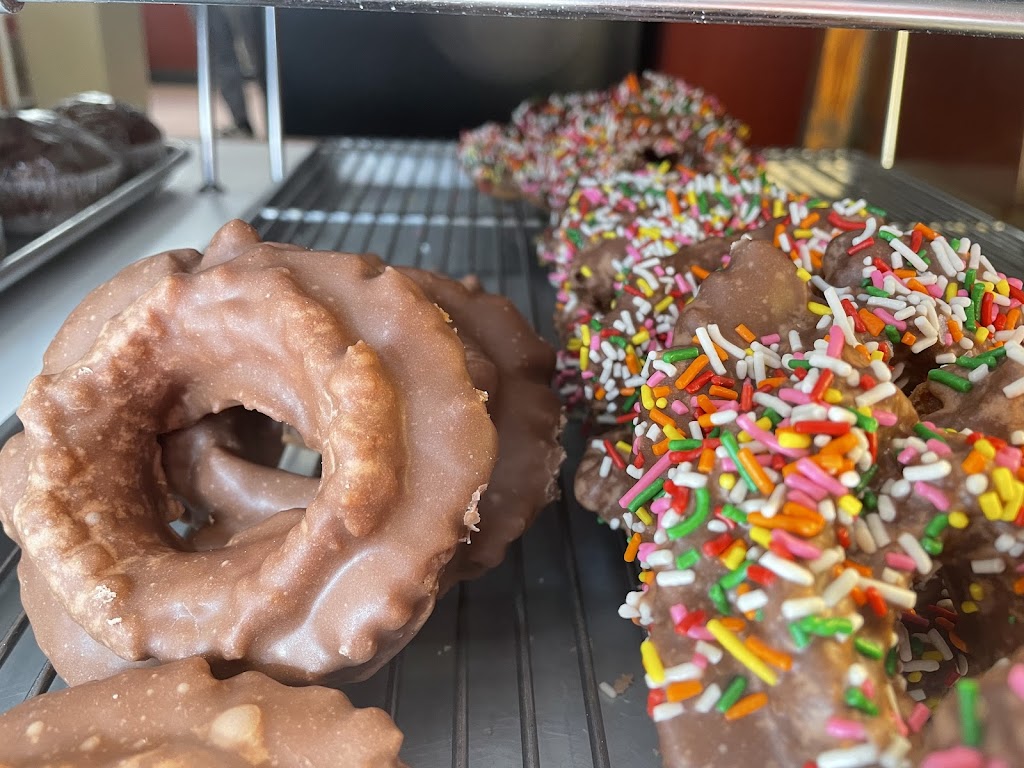 Don’s Donuts & Deli, Arcata, CA