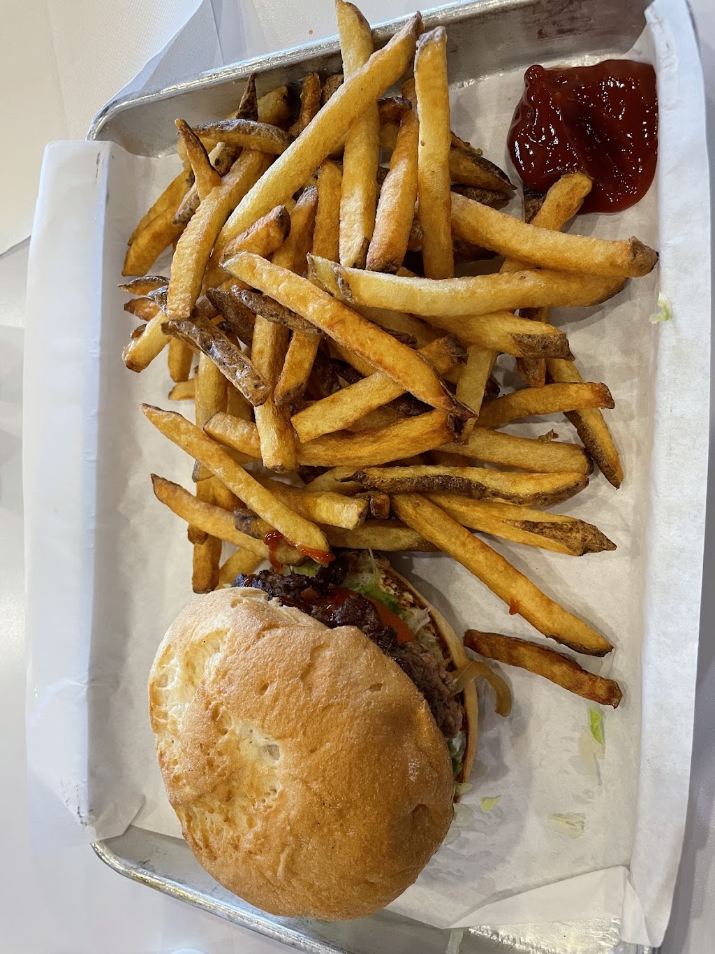 MOOYAH Burgers, Fries & Shakes