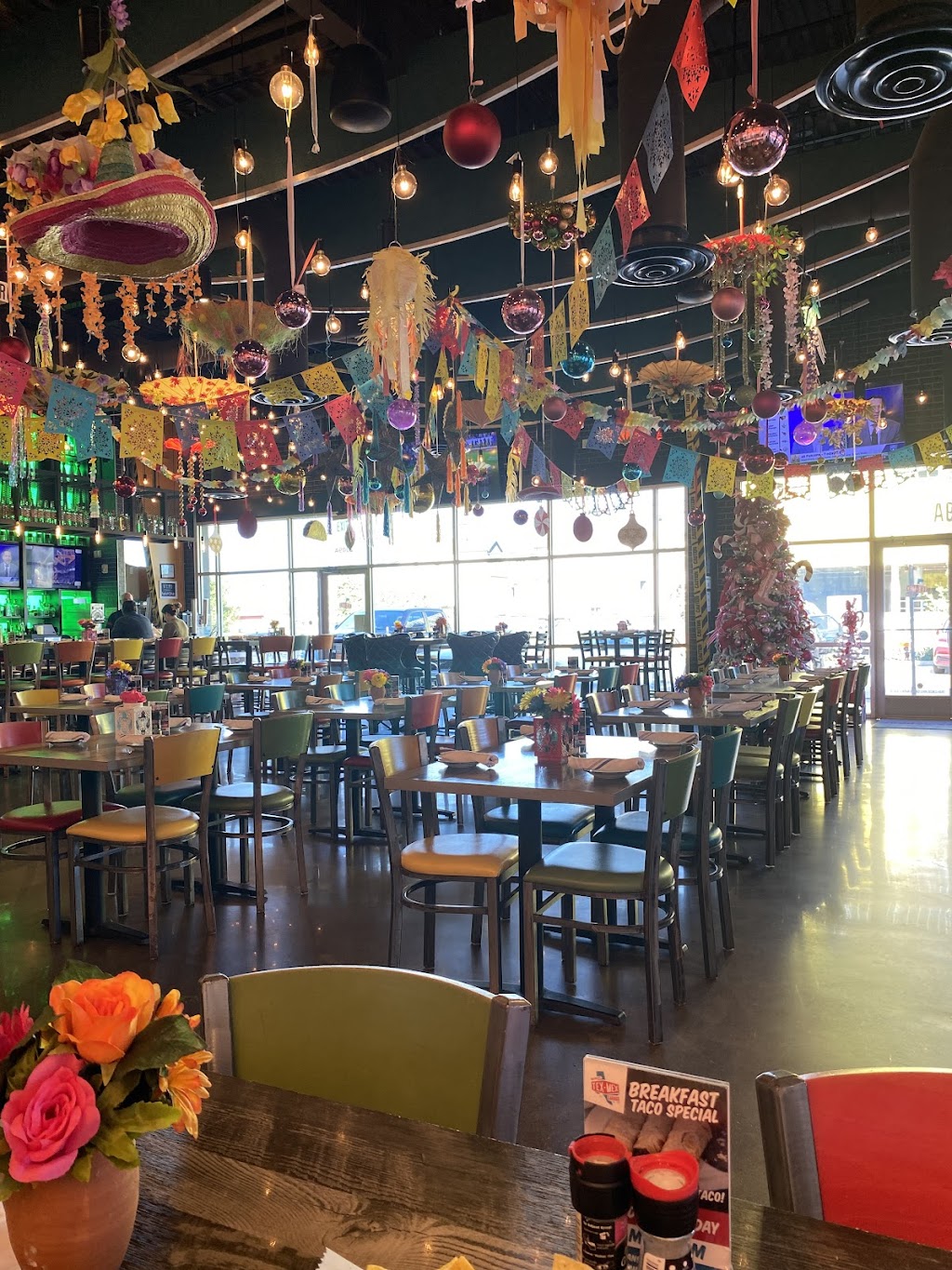 Valencia's Tex-Mex Garage