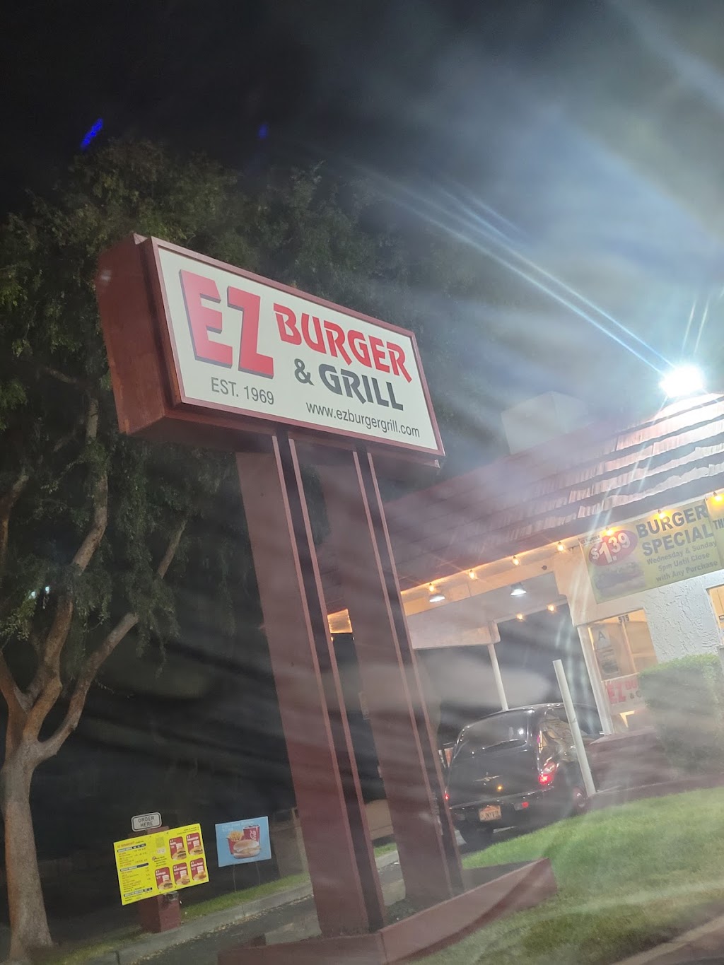 EZ Burger & Grill