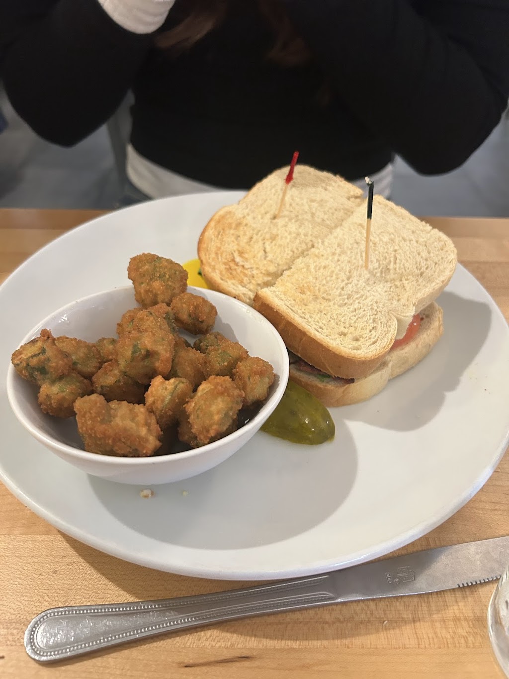 Eggsquisite Cafe