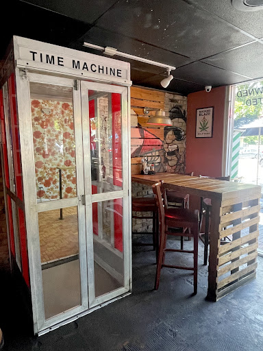 Lokal Burgers and Beer