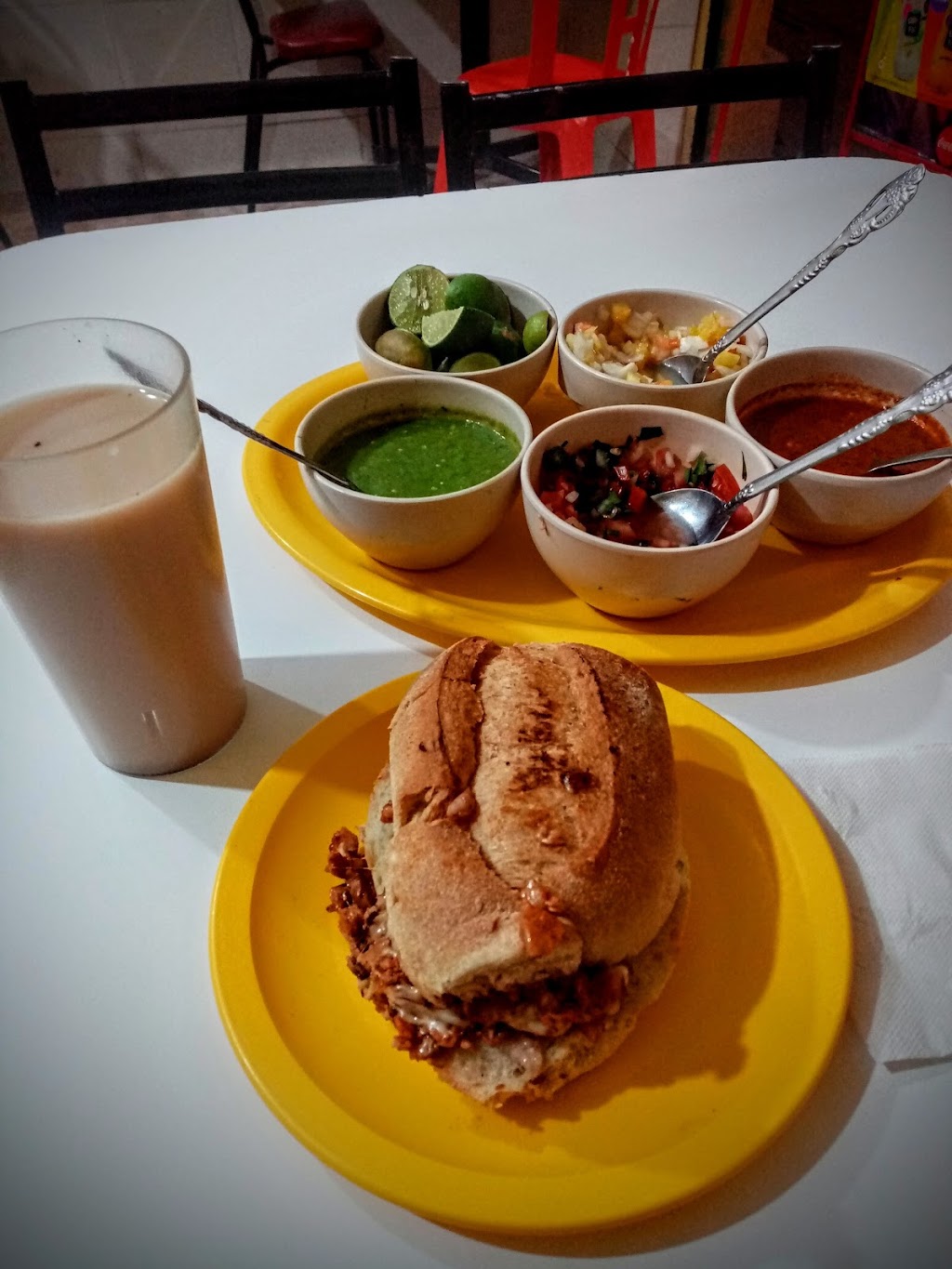 Tacos Los Alambres