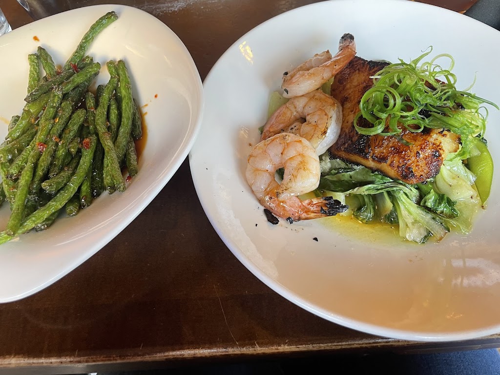 Kona Bar and Grill