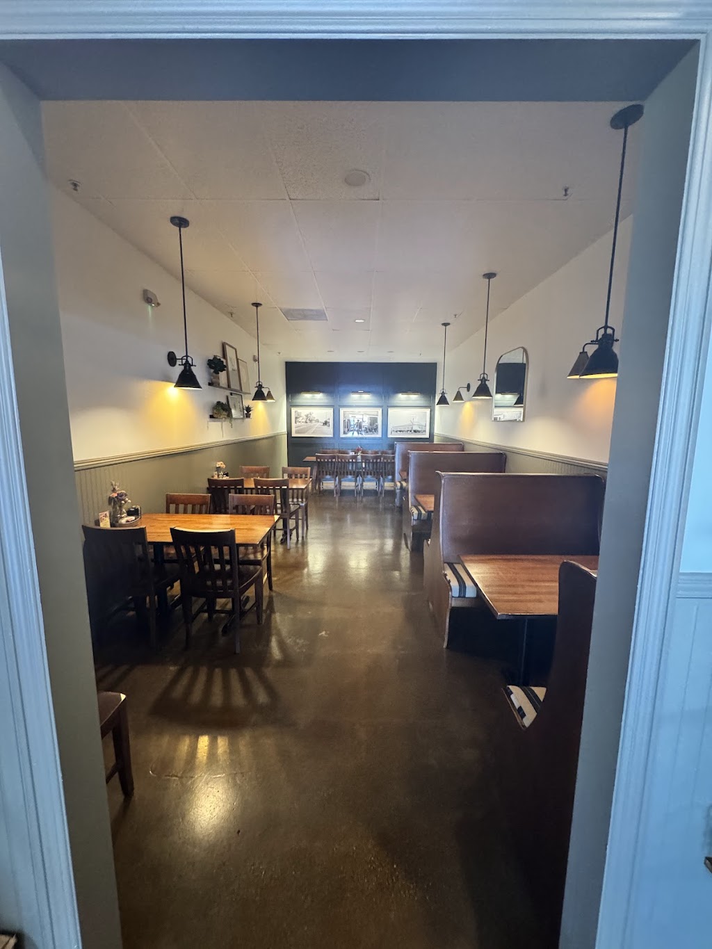 Jantz Café & Bakery