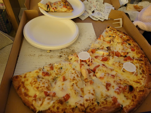 Gina’s Pizza