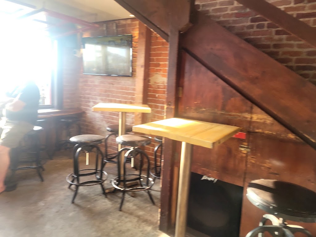 Barlo Kitchen + Cocktails