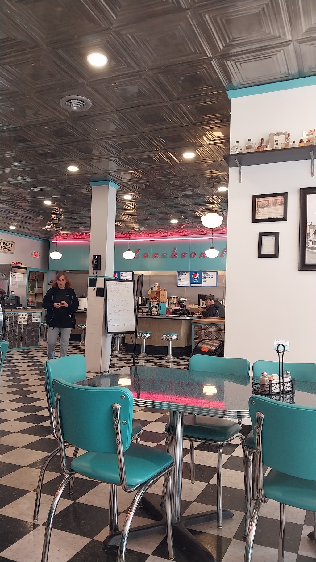 Burleigh's Luncheonette