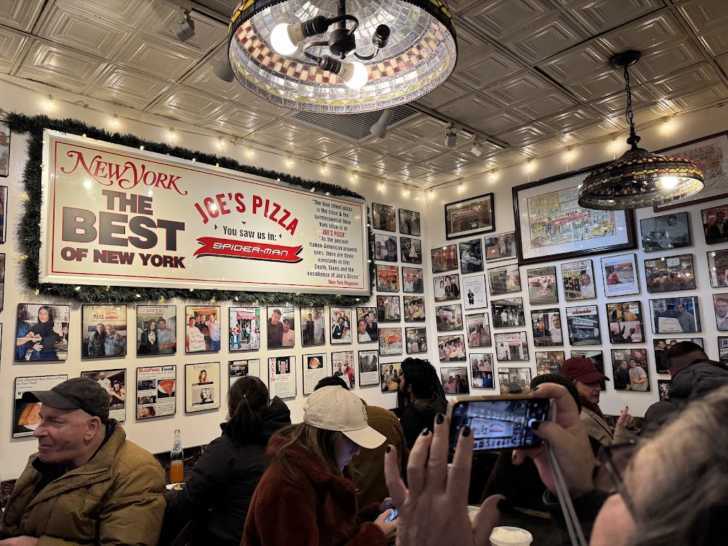 Joe's Pizza