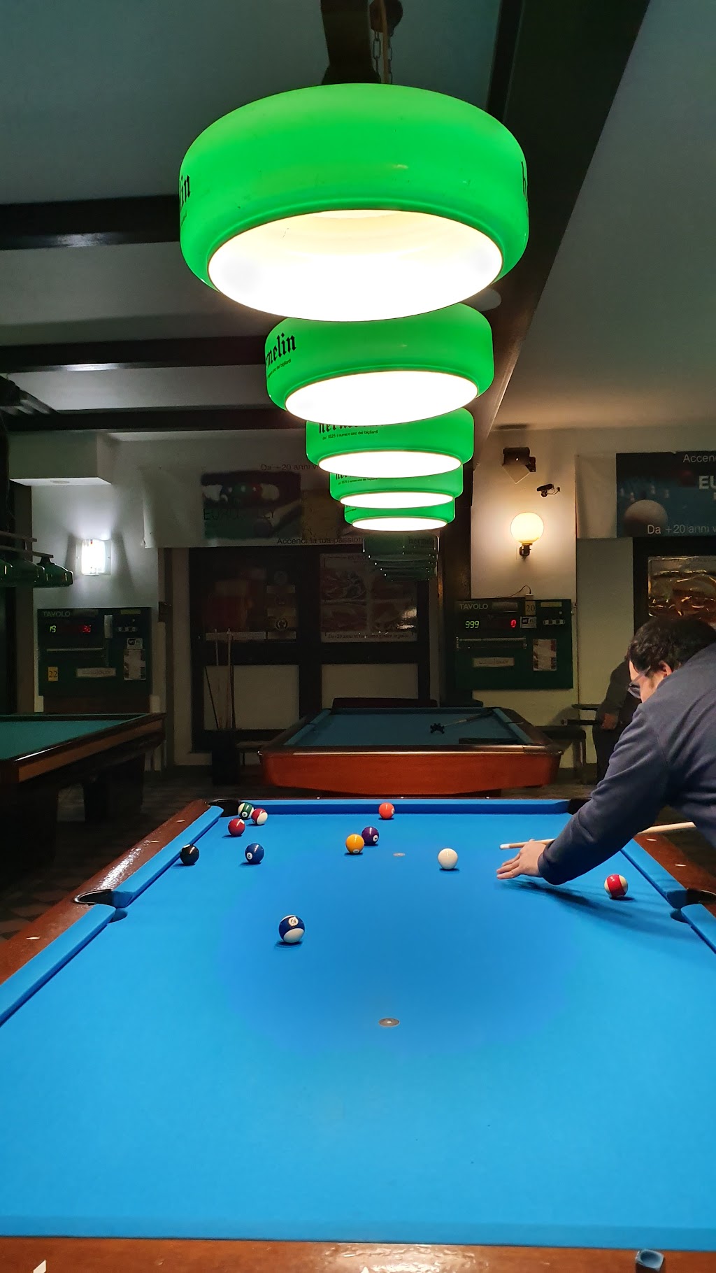 Jolly Bar