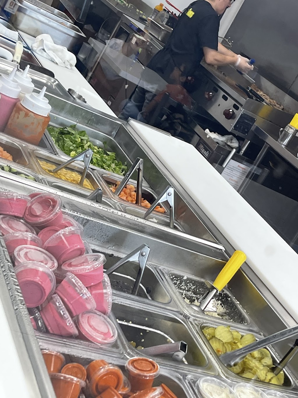 GW: Gyros & Wings