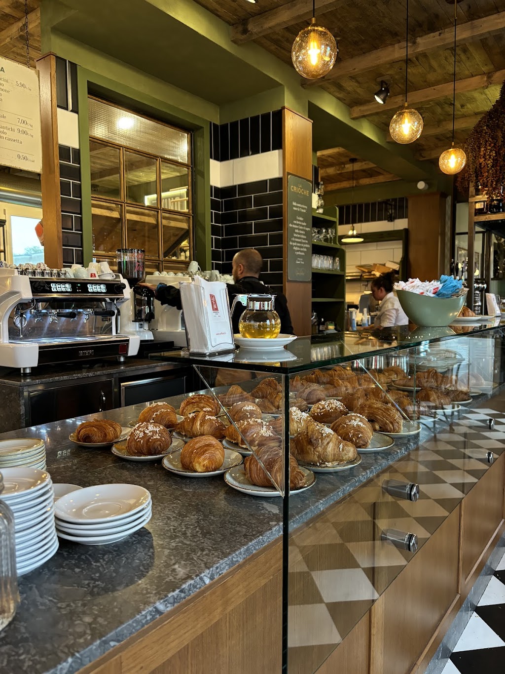 Grace Bakery, Garlate