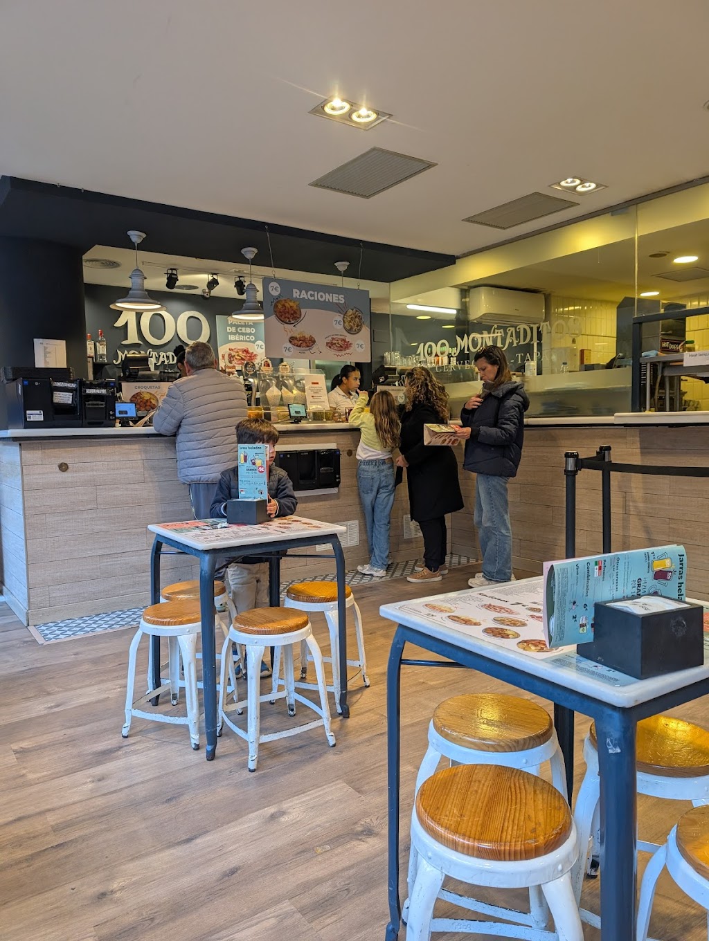 100 Montaditos