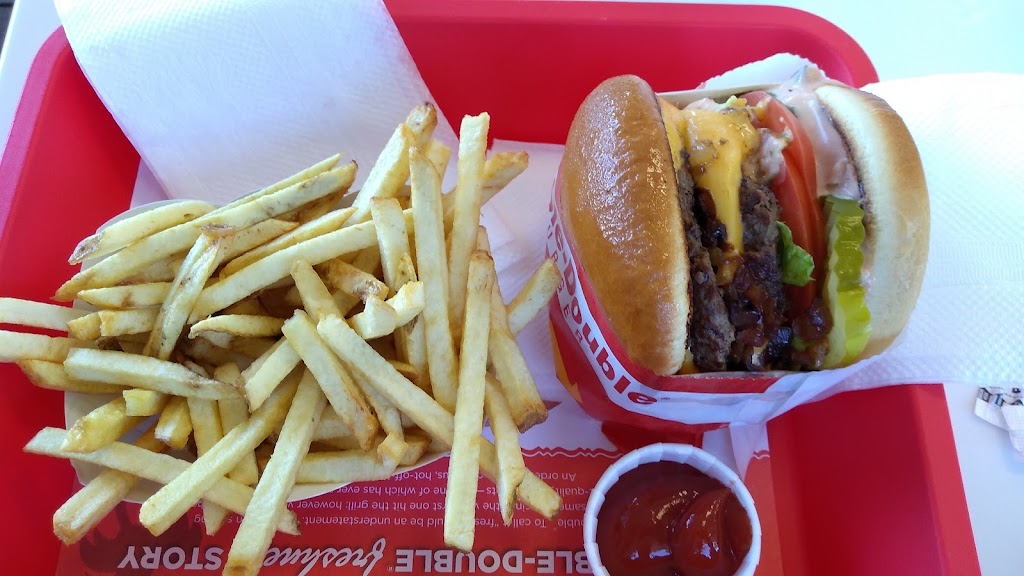 In-N-Out Burger, Novato, CA
