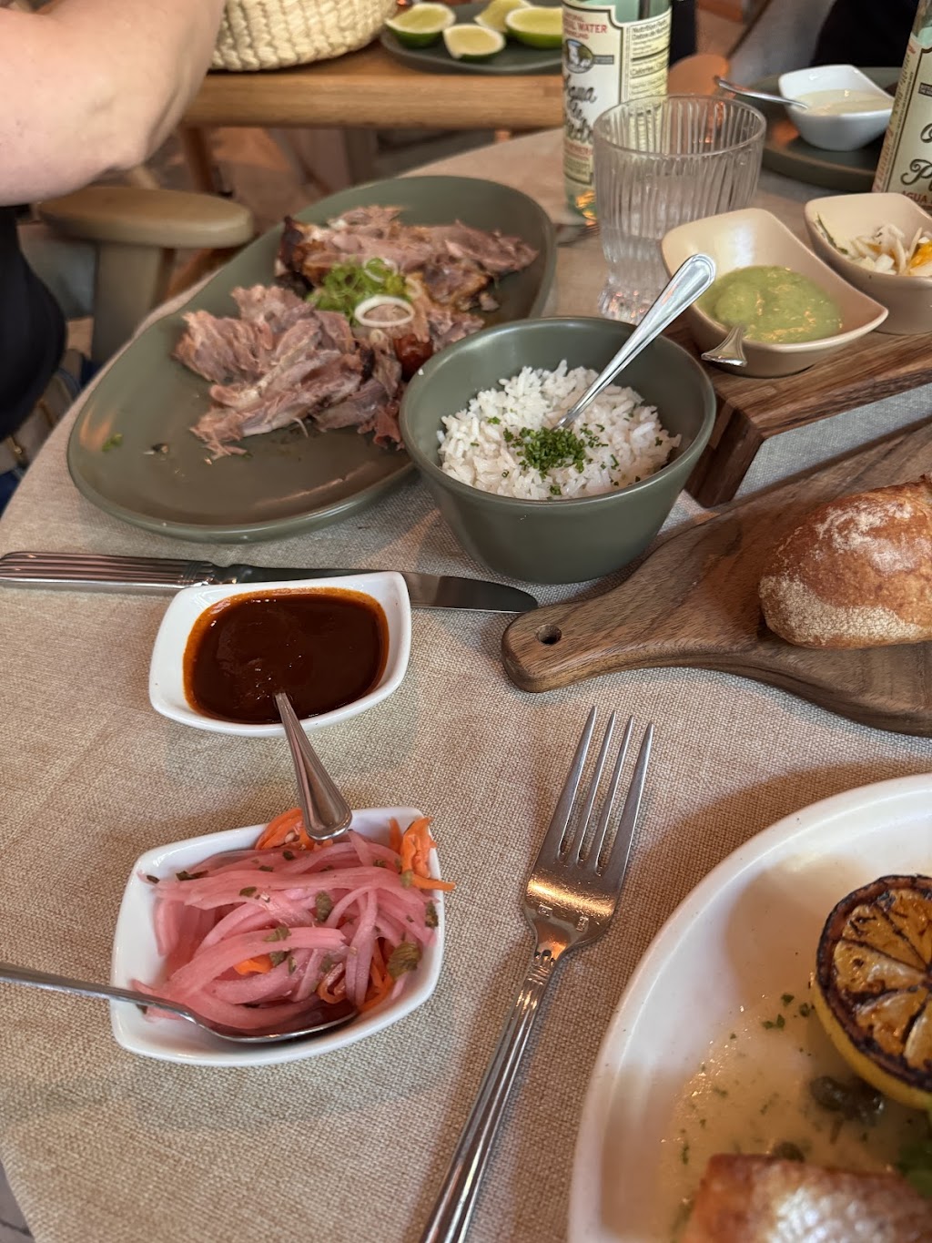 Lampuga Restaurant &Bar