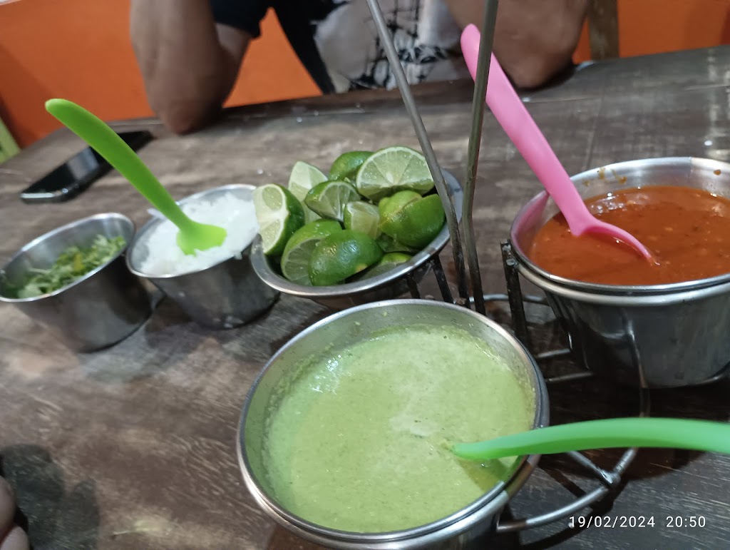 El carboncito (comida para llevar a domicilio)