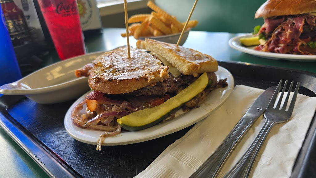Happy Burger Diner, Mariposa, CA