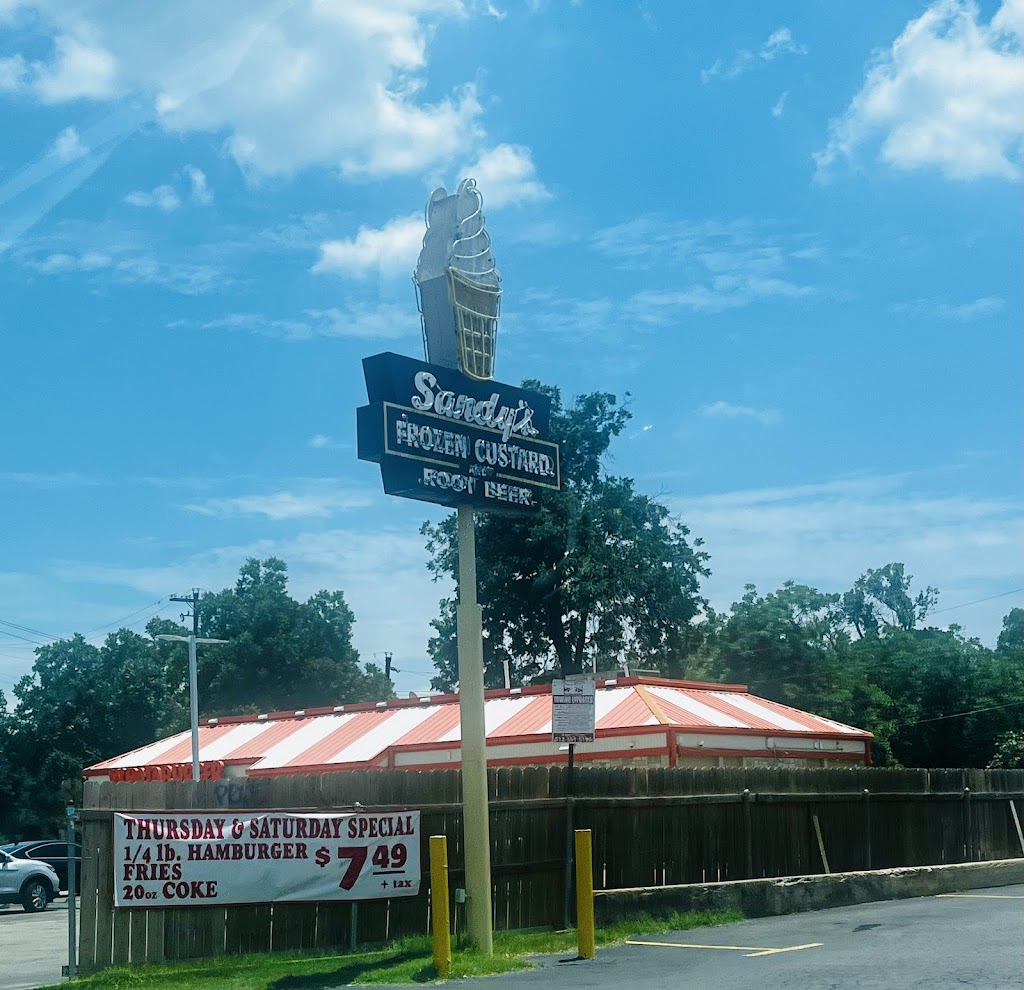 Sandy's