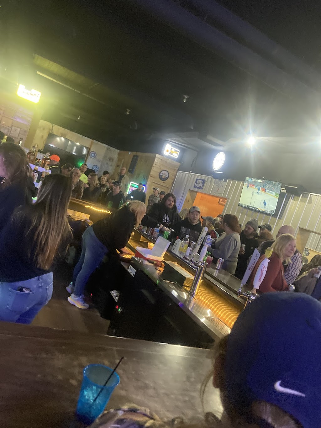 Maulden's Sports Bar, Woodhull, IL