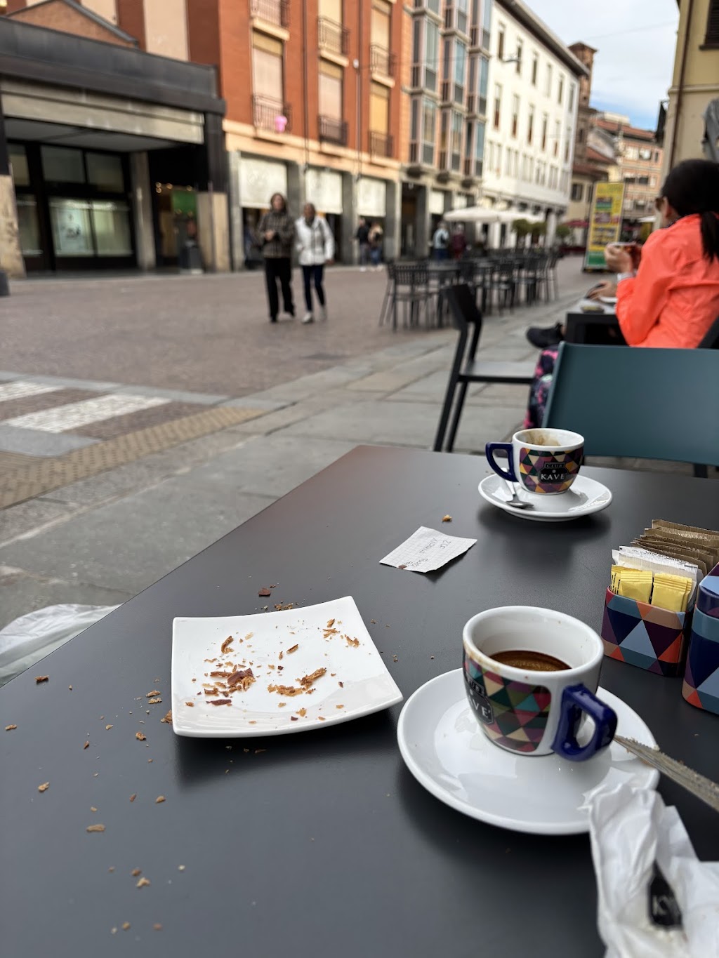 Bar Cavour, Bra