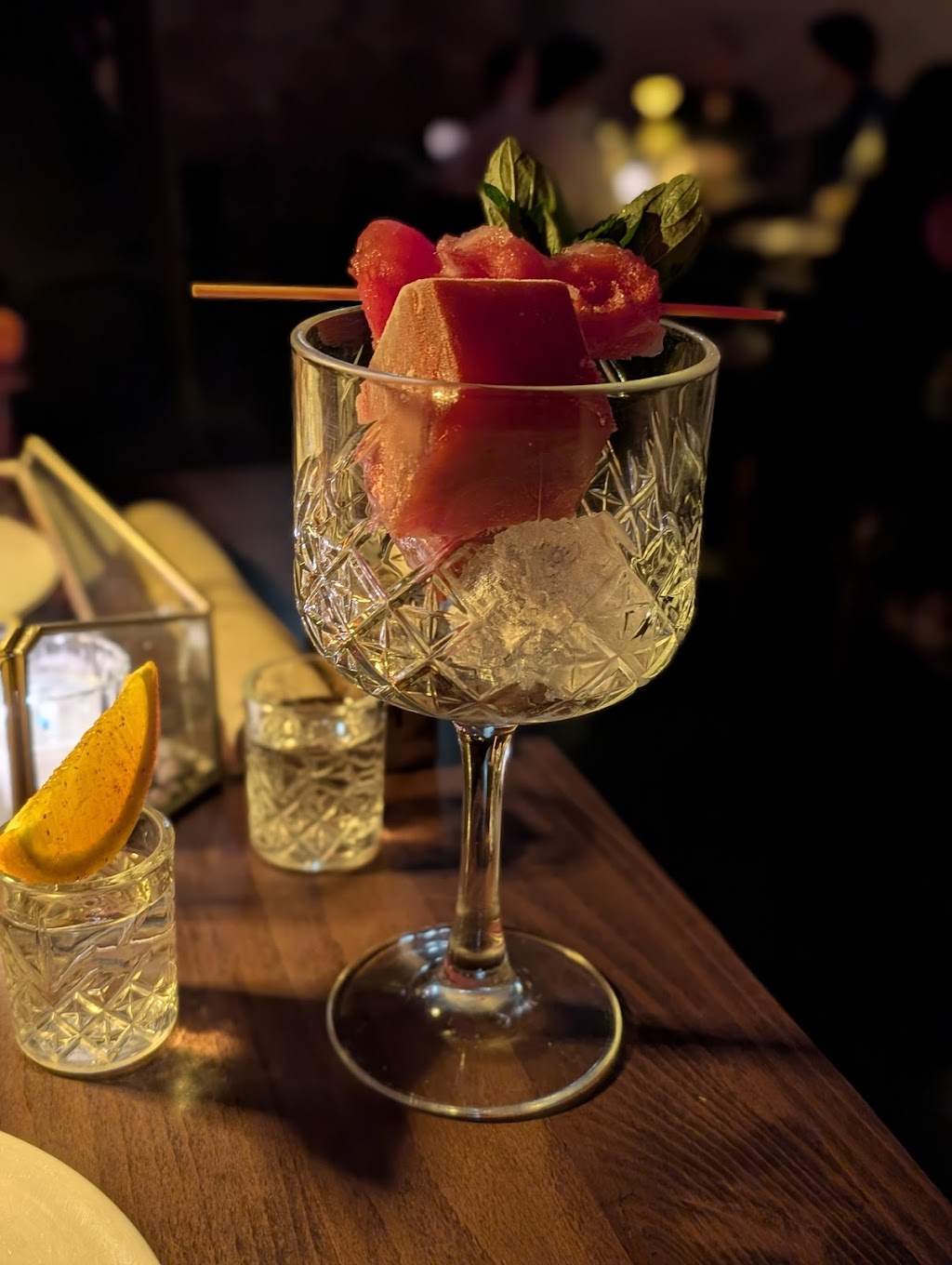 Gin Gin