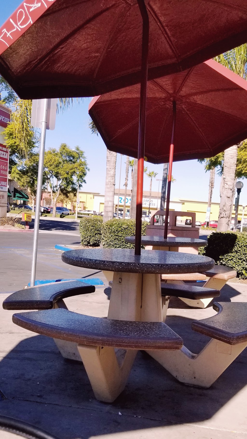 Alberto's Mexican Food