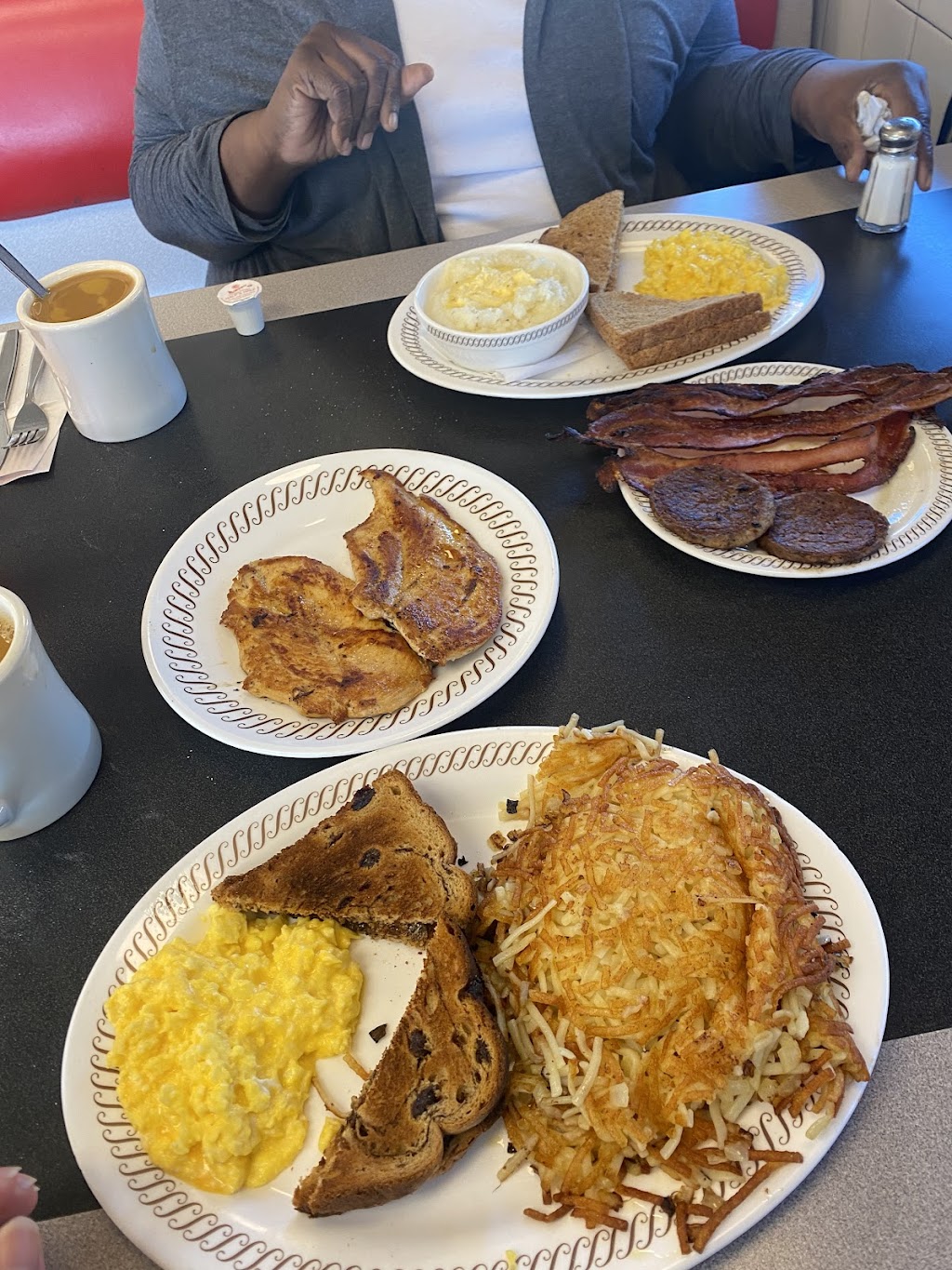 Waffle House, DeSoto, TX