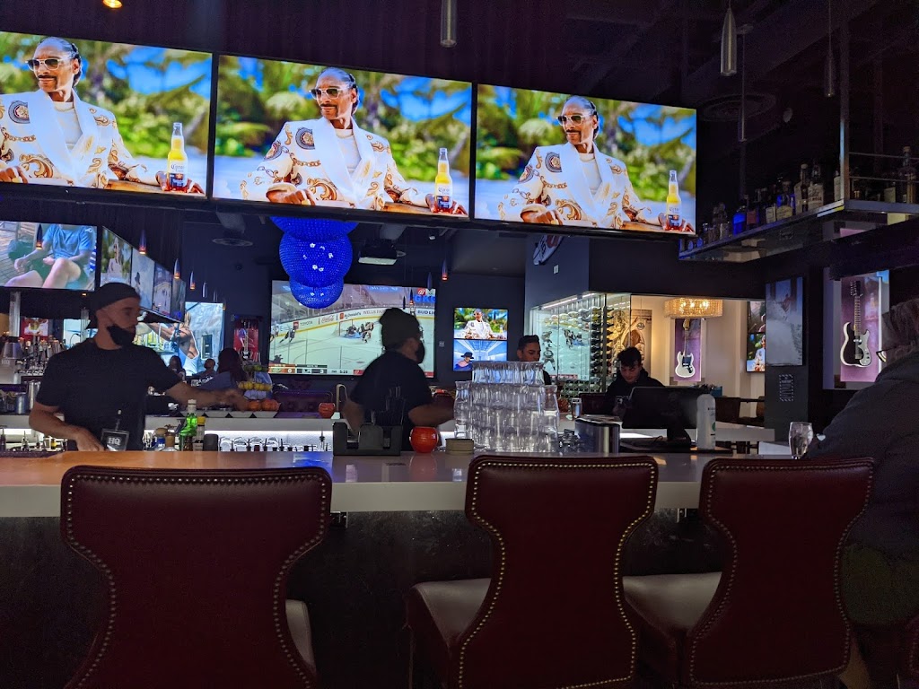 HQ Gastropub - Huntington Beach