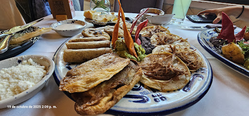 restaurante ciudad sagrada
