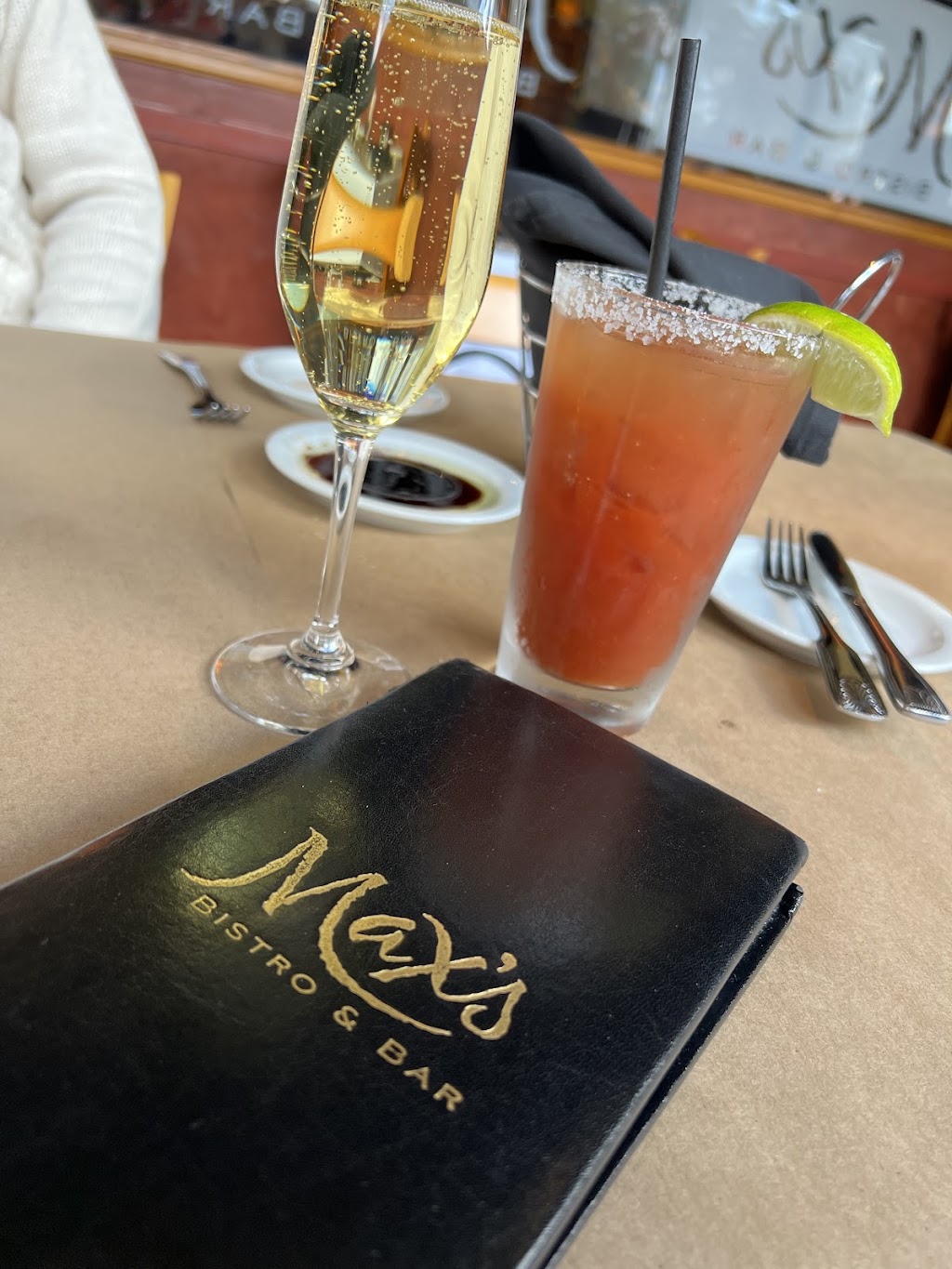 Max's Bistro & Bar