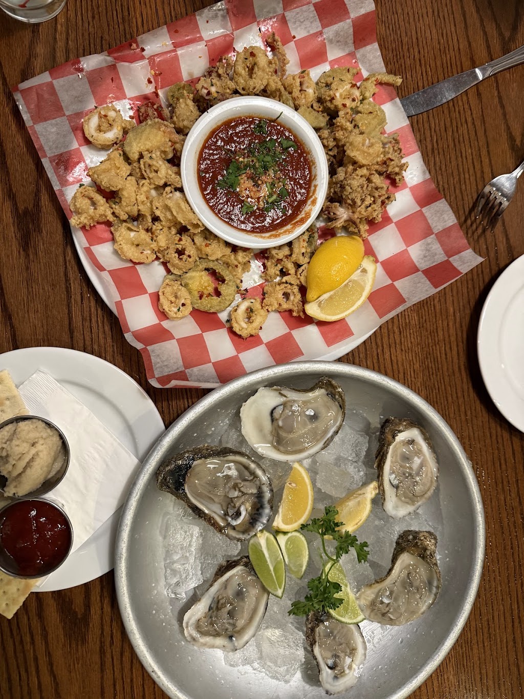 Boathouse Bar and Grill