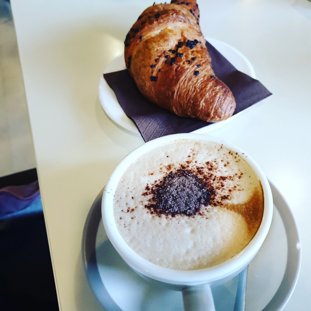 Olivia Snack & Coffee Bar