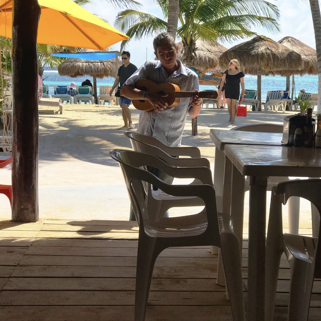 Nohoch Kay Beach Club