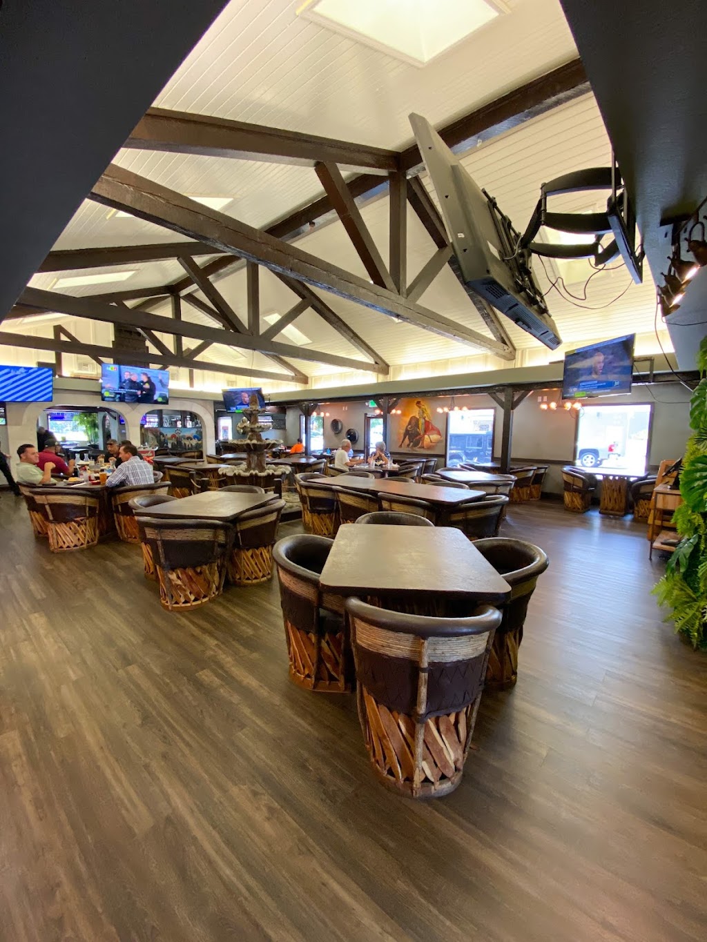 La Corona Bar & Grill, Van Nuys, CA
