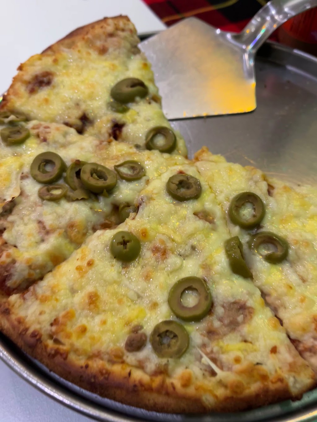 Charly's Pizza