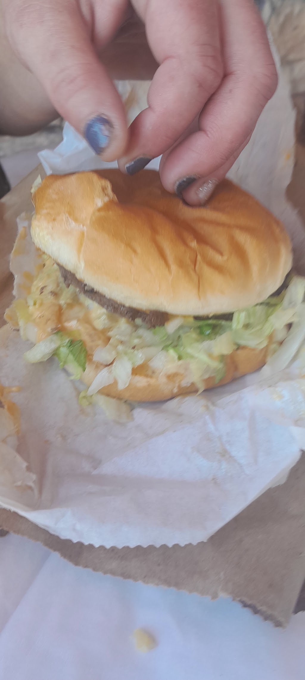 Lou's Drive-In, North Highlands, CA