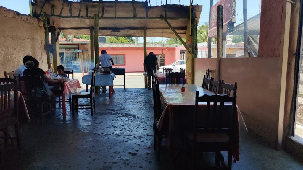 Restaurant "Los Pajaros", Pisté
