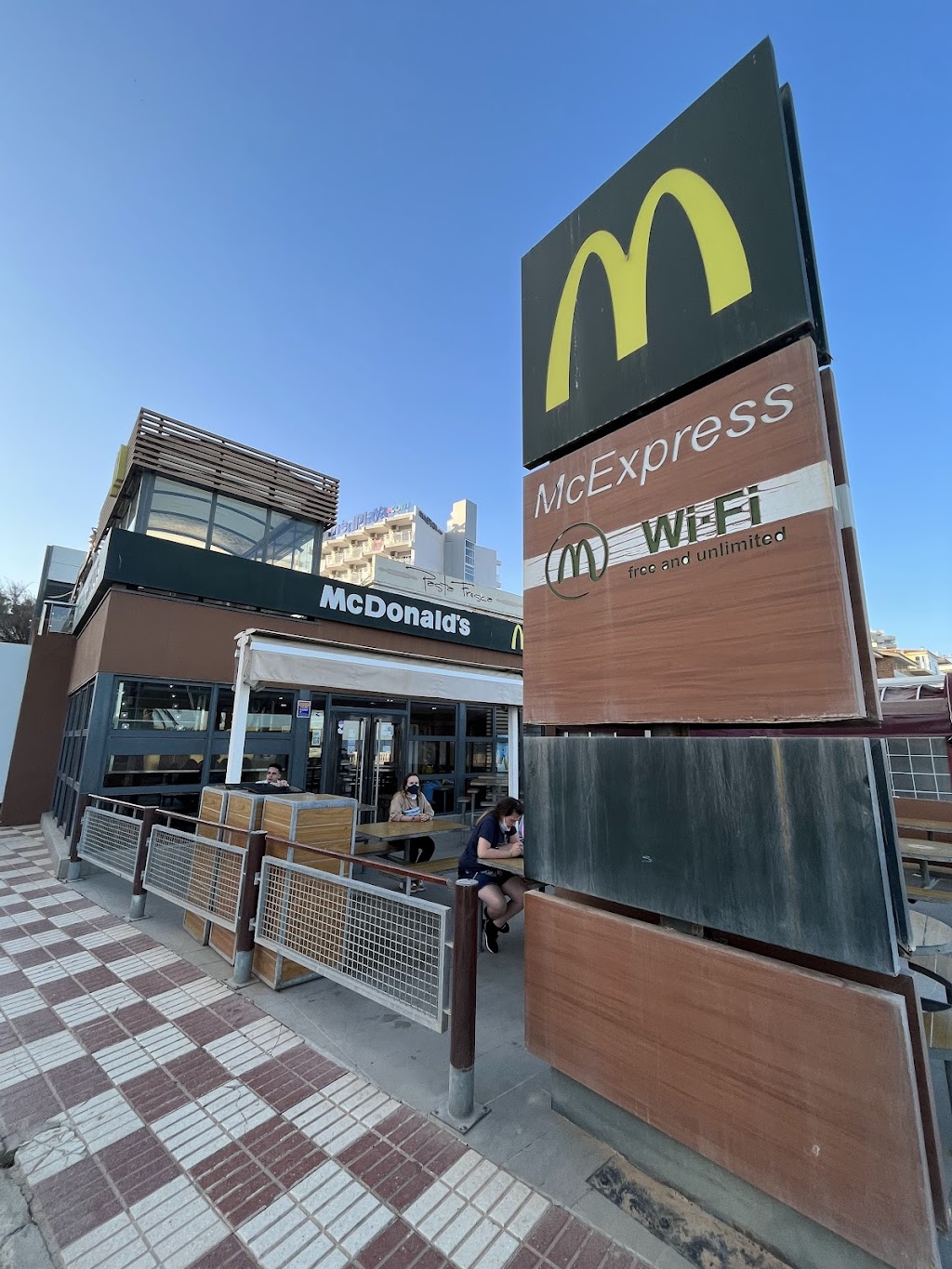 Mc Donald's