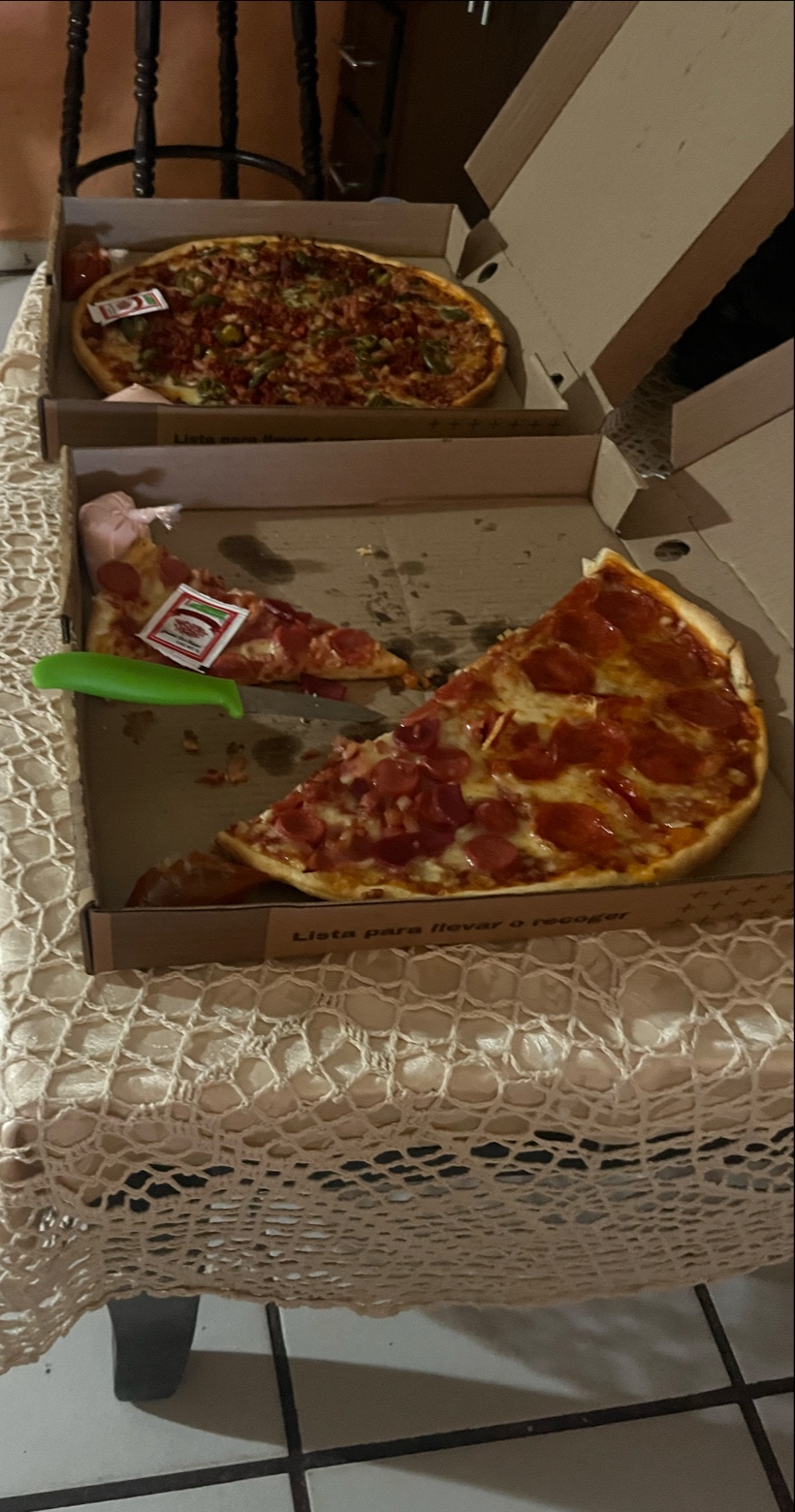 Patos Pizza, Sonora, Mexico