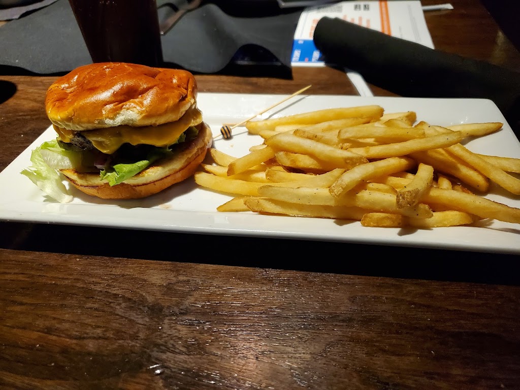Dave & Buster's