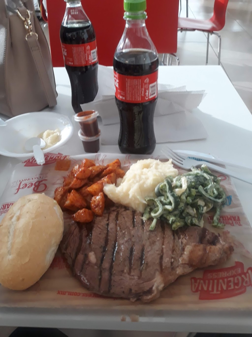 Argentina Express, Zamora