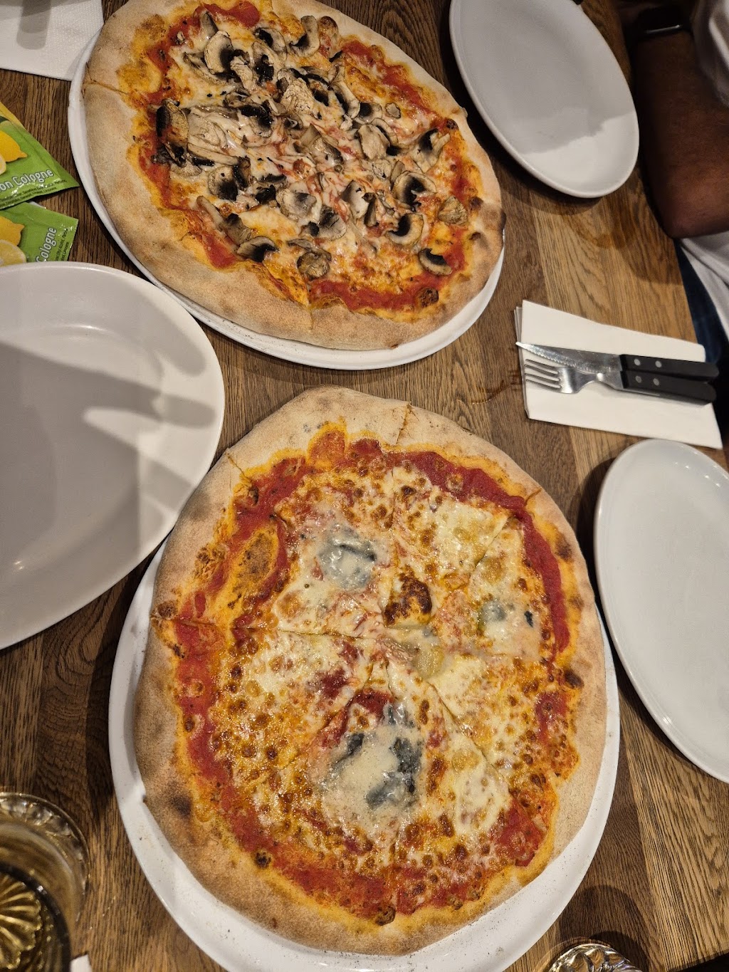 La Piazza Social Club