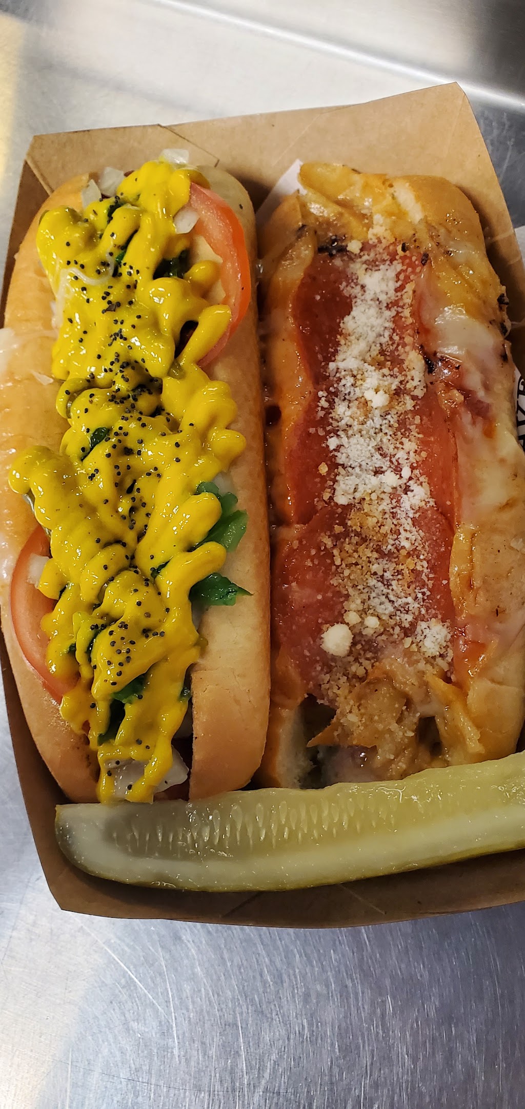 Dave's Dogs Grill, Santa Barbara, CA