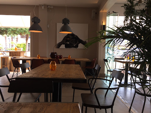 bar avec terrase