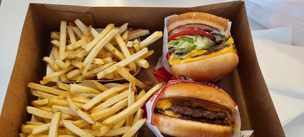 In-N-Out Burger, Ukiah, CA