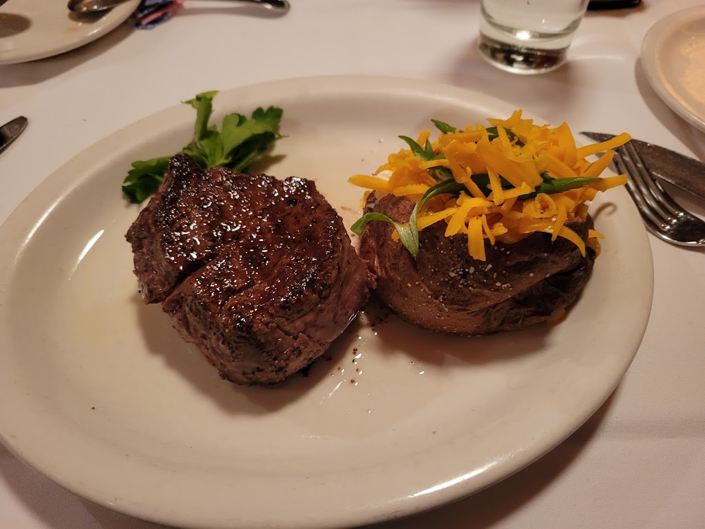 Four Winds Steakhouse, Willis Point, TX