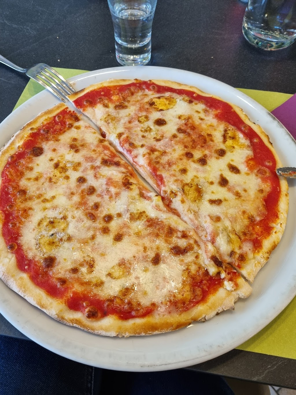 Pizzeria Pako, Verres